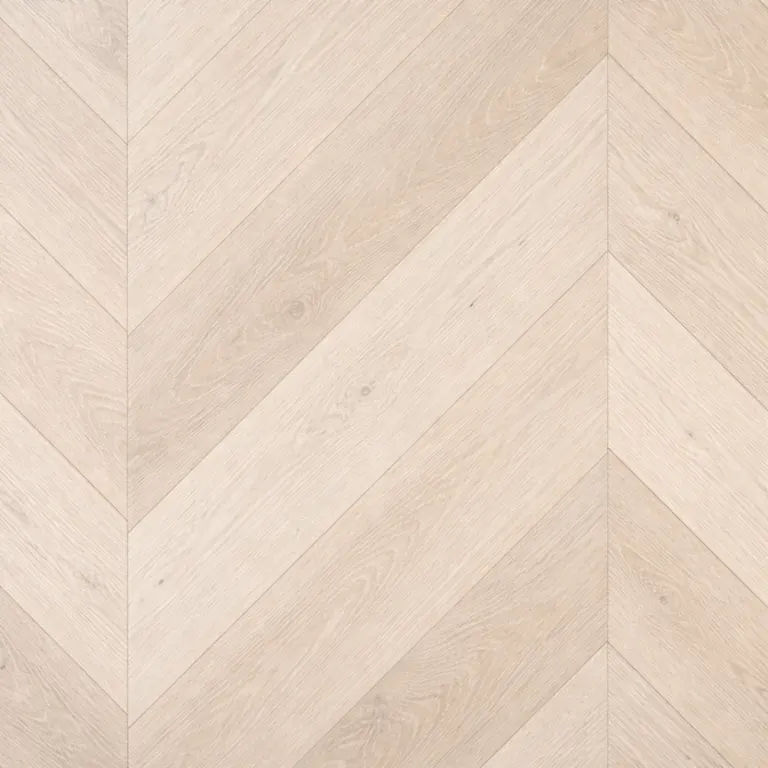 Whitewashed Chevron 鱼骨拼 地板